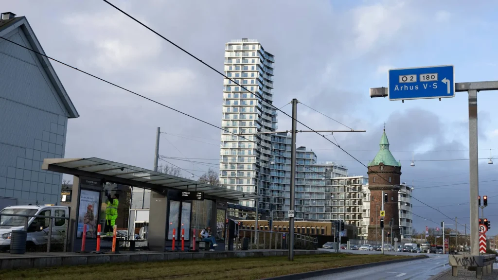 hoejhuse i aarhus